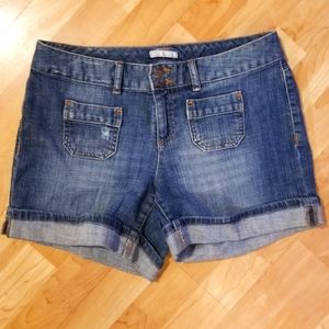 Tommy Hilfiger Cuffed Denim Shorts